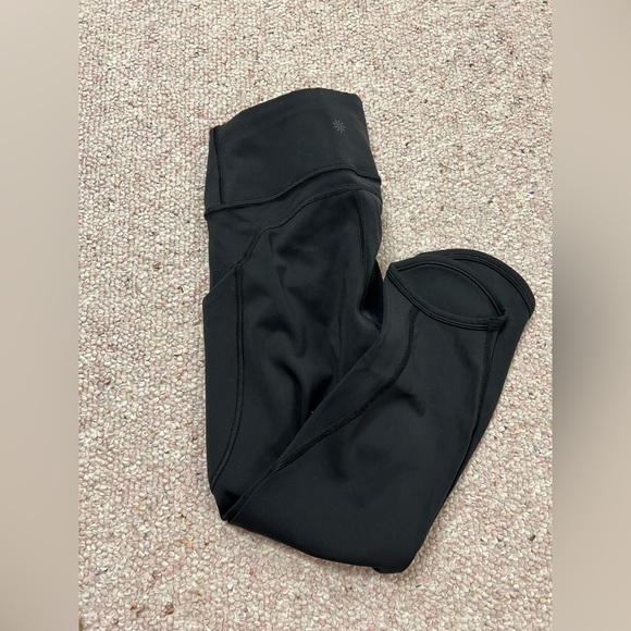 Black athleta crop leggings - Picture 2 of 7